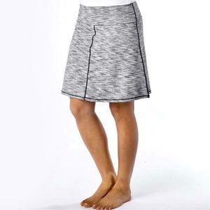 Prana Black & White Athletic Skirt